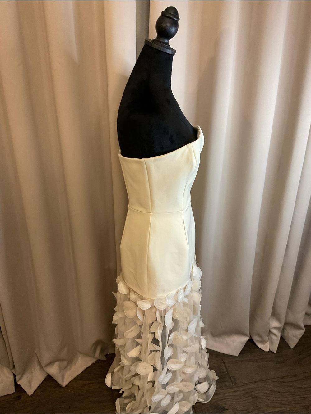 Bronx and Banco Strapless Ivory - Picture 4 of 9